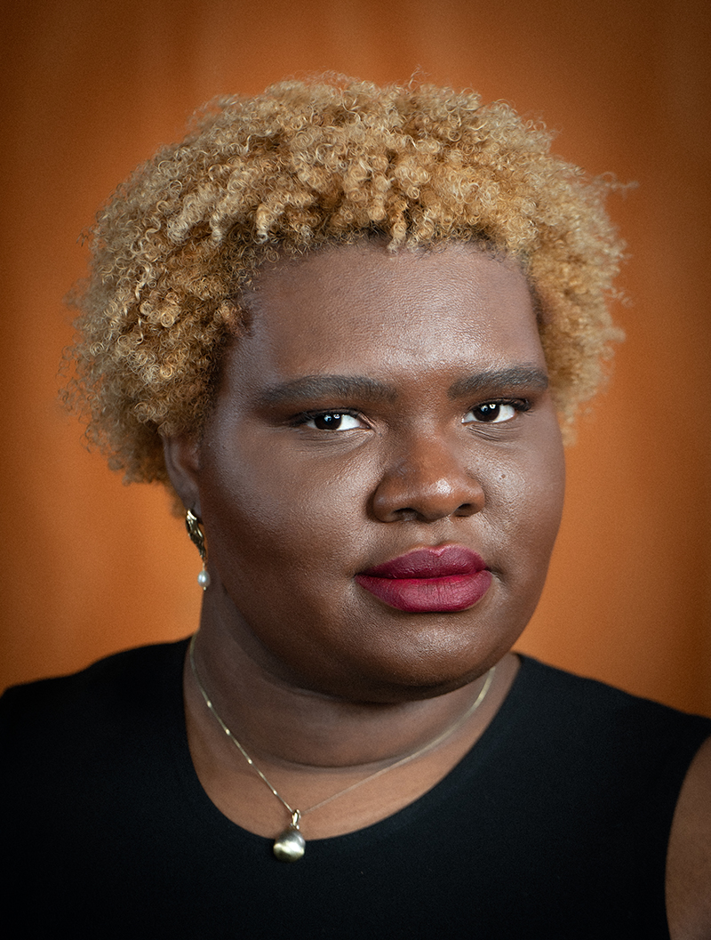 Gianbari Deebom - view profile